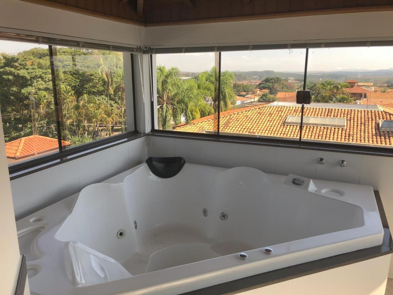 Hospedagem Oliveira Vaz Lobo Apartamento Mococa Exterior foto